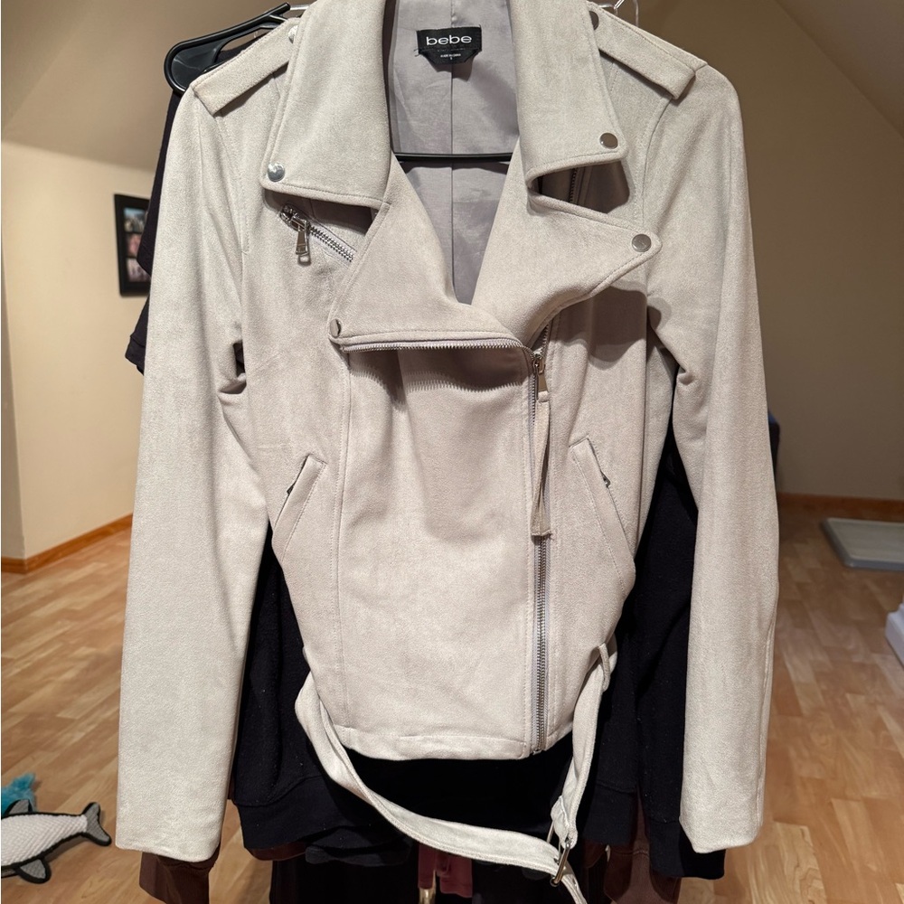 Bebe Women's Light Gray Suede Jacket